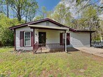 294 Morris Dr SE