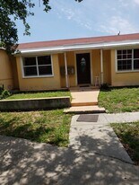 1922 Jefferson St, Unit Jefferson St. Hollywood in Hollywood, FL - Building Photo