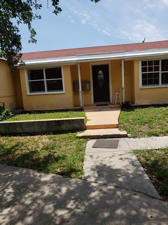 1922 Jefferson St, Unit Jefferson St. Hollywood in Hollywood, FL - Building Photo