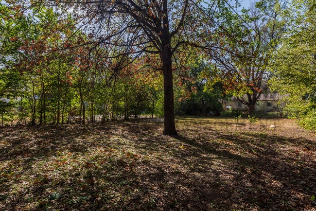 2511 Woodland N in Wichita, KS - Building Photo - Building Photo