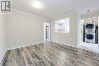 28 Garthdale Ct in Toronto, ON - Building Photo - Building Photo