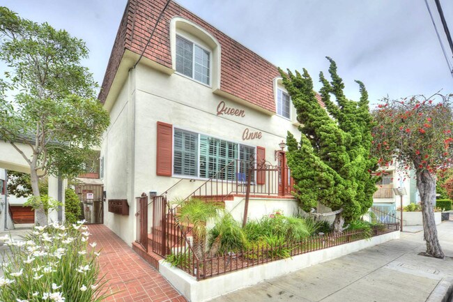 2423 4th St in Santa Monica, CA - Foto de edificio - Building Photo