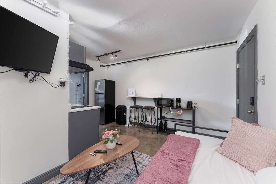 201 S Chaparral St in Corpus Christi, TX - Foto de edificio