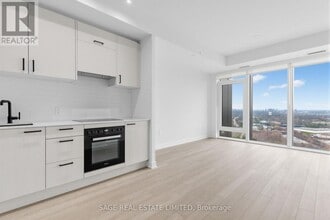 1 Quarrington Ln in North York, ON - Building Photo - Building Photo