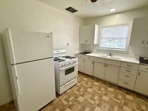 462 S Shasta St in Willows, CA - Building Photo - Building Photo