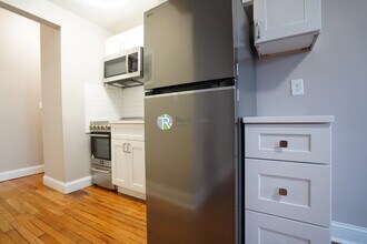 50 Park Vale Ave in Boston, MA - Foto de edificio - Building Photo