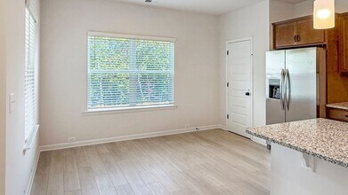 800 Dundee Wy in Cartersville, GA - Building Photo - Building Photo