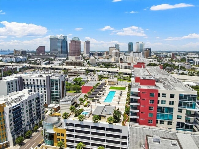 1120 E Kennedy Blvd, Unit 1026 in Tampa, FL - Building Photo - Building Photo