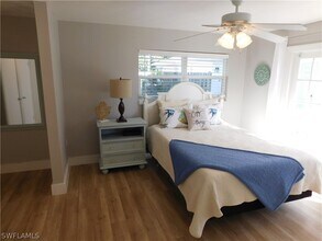 74 7th St in Bonita Springs, FL - Building Photo - Building Photo