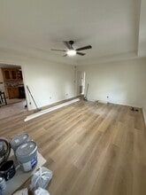 1091 Raney Hill Rd in Dickson, TN - Building Photo - Building Photo