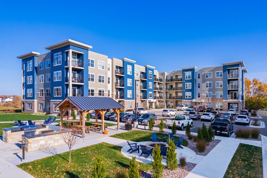 The Element Apartments in Green Bay, WI
