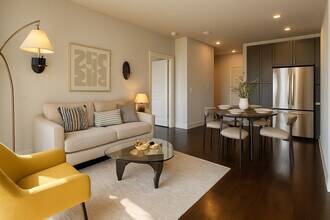 3905 Laird Pl in Chevy Chase, MD - Building Photo - Building Photo