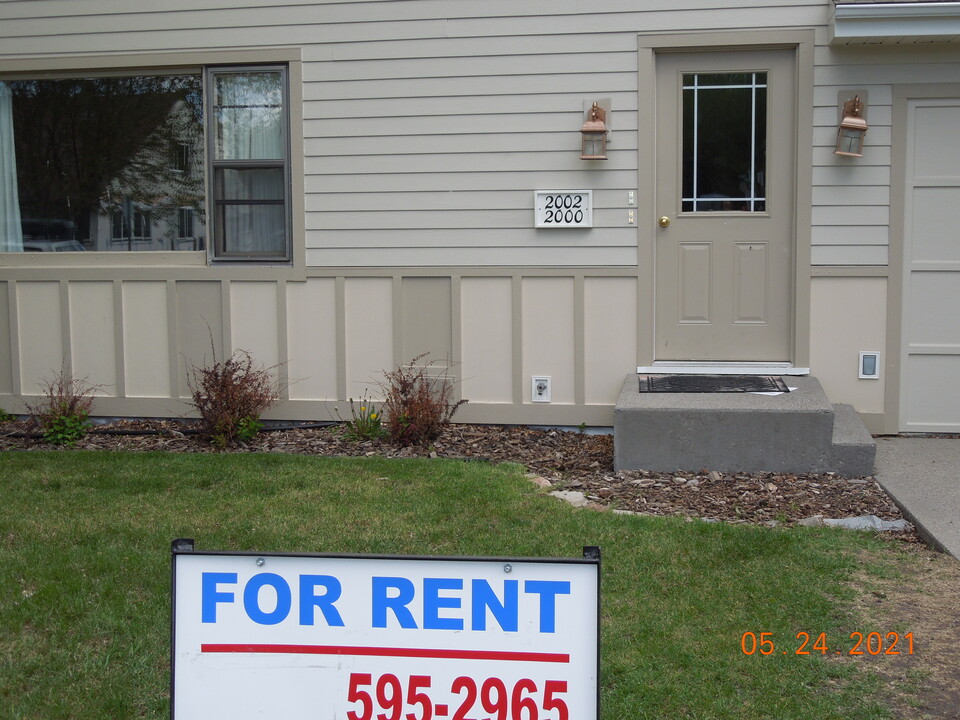 2000 S Black Ave, Unit 2000 S. Black Avenue in Bozeman, MT - Building Photo