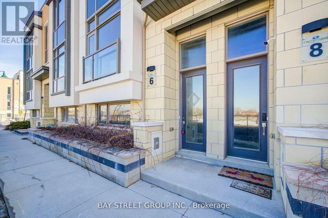 6 Teasel Way in Markham, ON - Building Photo