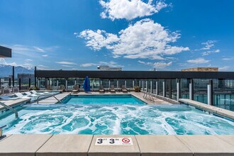 111 S 300 W in Salt Lake City, UT - Building Photo - Building Photo