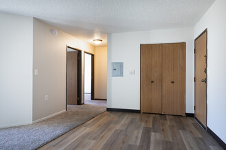 Brickview Apartments in Fargo, ND - Foto de edificio - Interior Photo