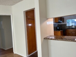 224 W Palm Ave-Unit -D in Monrovia, CA - Building Photo - Building Photo