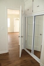11029 Hesby St, Unit 1/2 in Los Angeles, CA - Building Photo - Building Photo