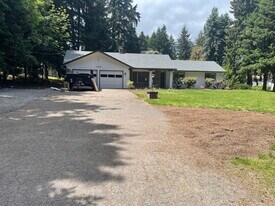 13506 NE 72nd Ave in Vancouver, WA - Building Photo