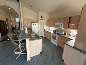 30 W Doerr Path in Hernando, FL - Foto de edificio - Building Photo