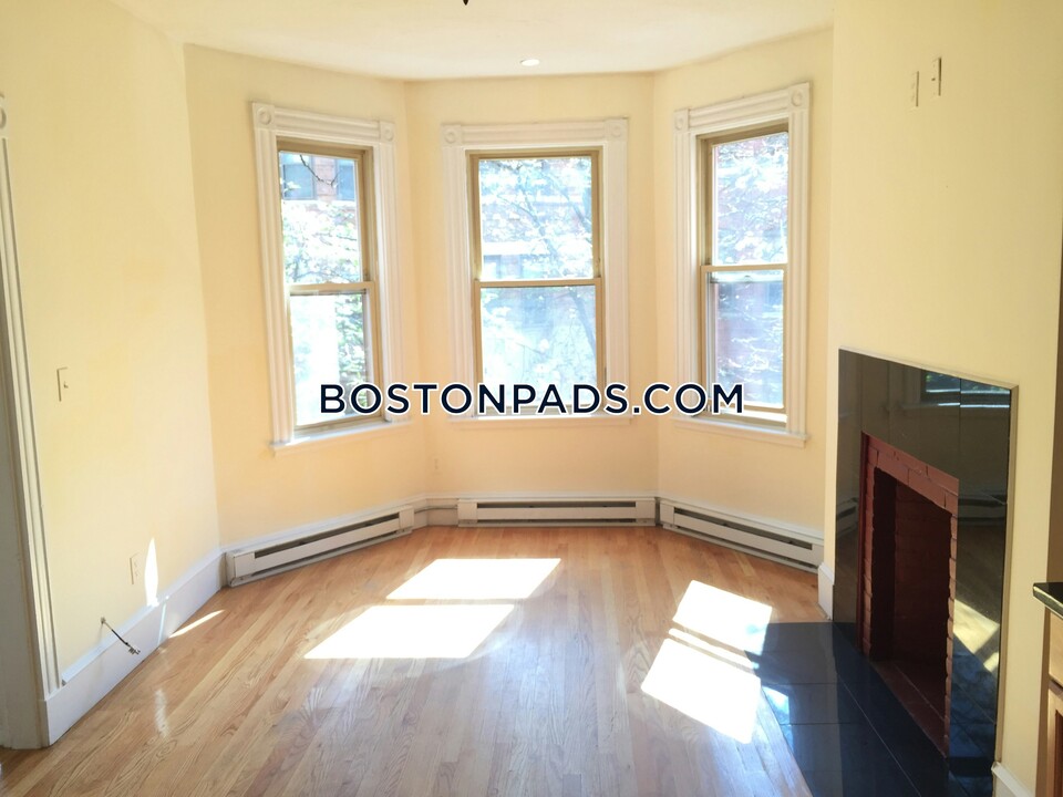 46 Saint Germain St, Unit 2 in Boston, MA - Building Photo