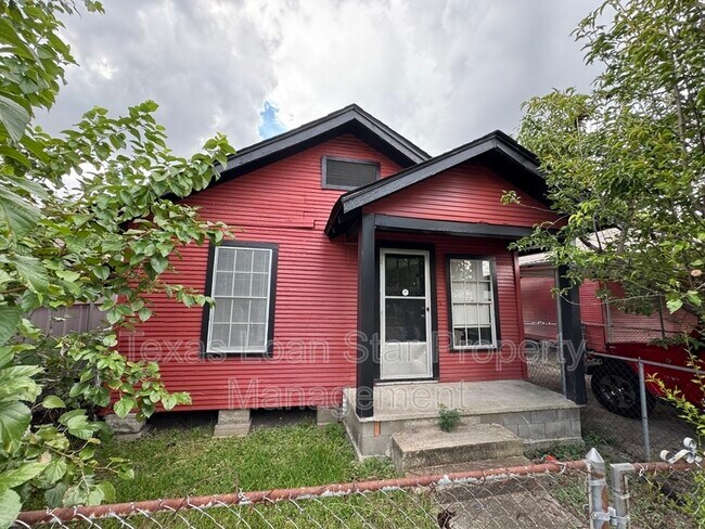 property at 1506 Luzon St