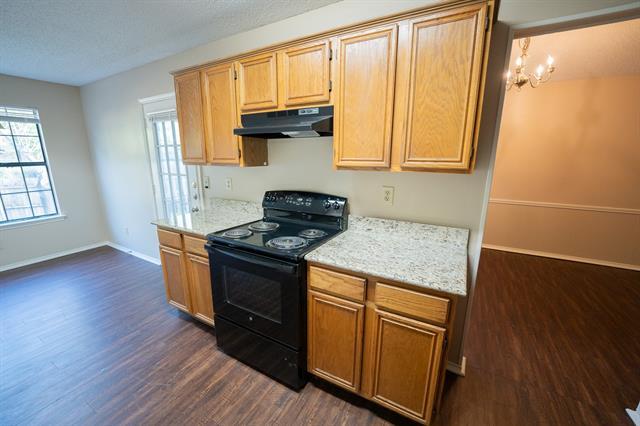 402 Sims Dr in Cedar Hill, TX - Building Photo - Building Photo