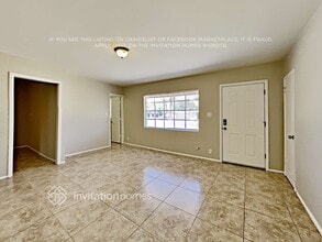 2039 E Osborn Rd in Phoenix, AZ - Building Photo - Building Photo