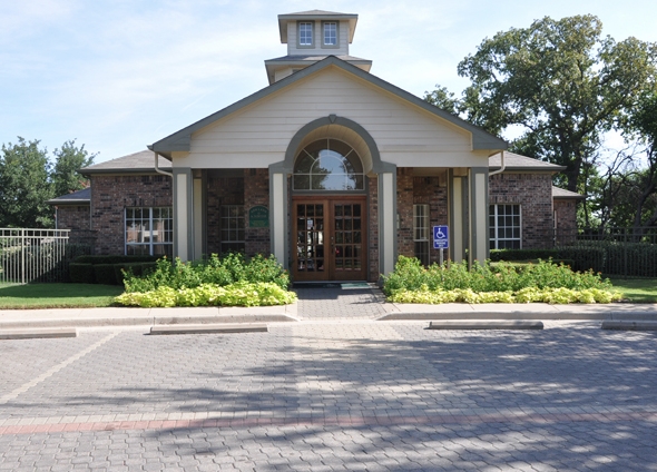 Ash Lane in Euless, TX - Building Photo - Building Photo