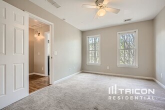 712 Gardenside Cir SE in Marietta, GA - Building Photo - Building Photo