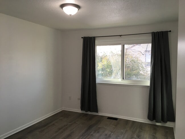 133 Tower Dr in Virginia Beach, VA - Building Photo - Building Photo