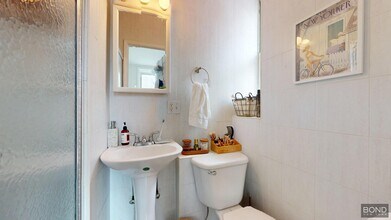 132 Ludlow St in New York, NY - Building Photo - Building Photo