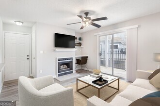 602 Granville Ct in Atlanta, GA - Building Photo - Building Photo