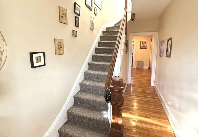 40 Pratt St in Boston, MA - Foto de edificio - Building Photo