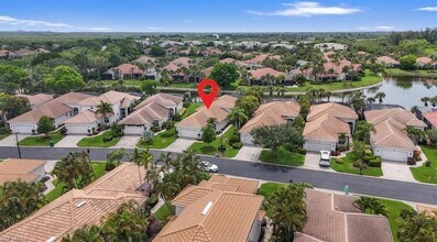 8541 Peppertree Way in Naples, FL - Foto de edificio - Building Photo