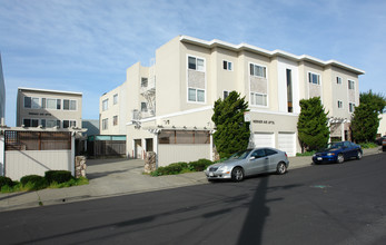 Werner Avenue Apartments in Daly City, CA - Building Photo - Building Photo