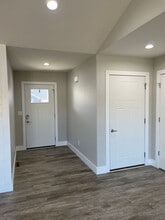 106 Kennedy Ct in Waynesville, MO - Building Photo - Building Photo