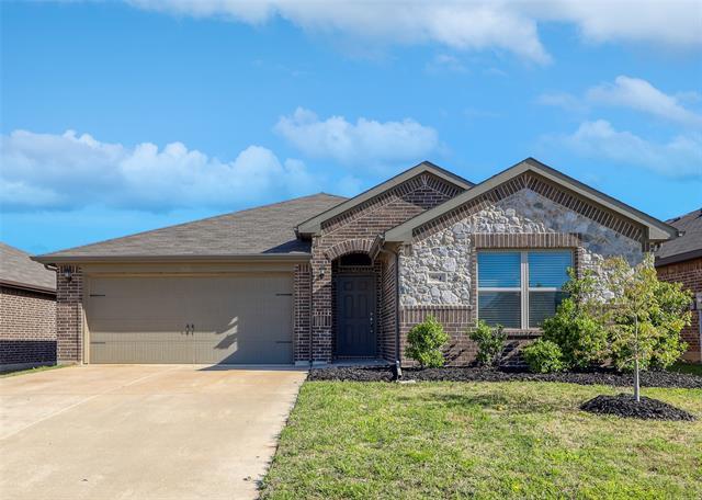 904 Deer Valley Dr in Weatherford, TX - Building Photo