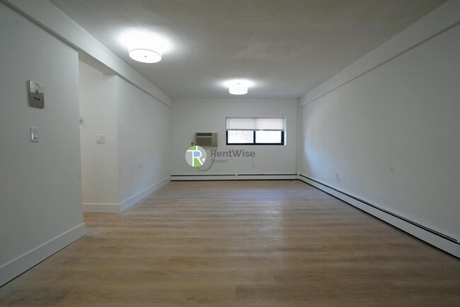 property at 741 E 6th St