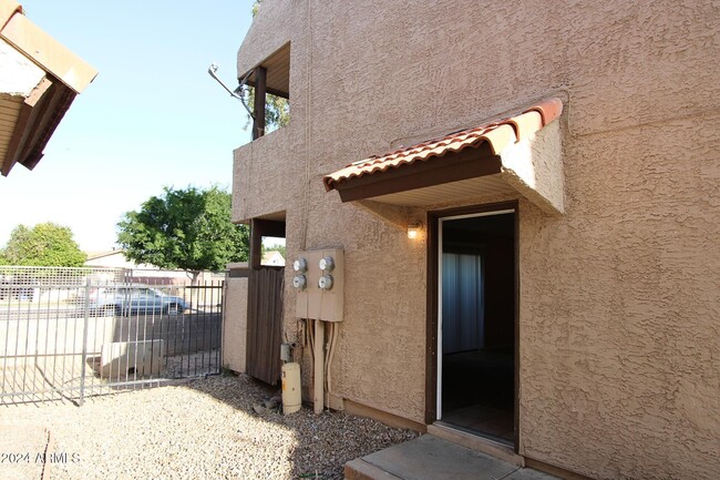 410 E 9th Ave in Mesa, AZ - Building Photo - Building Photo