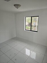 2773 NW 43rd Terrace in Miami, FL - Building Photo - Building Photo