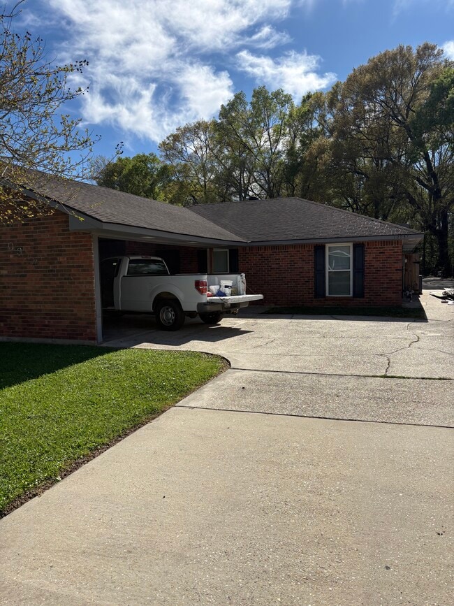 10937 Carmel Dr in Baton Rouge, LA - Building Photo - Building Photo