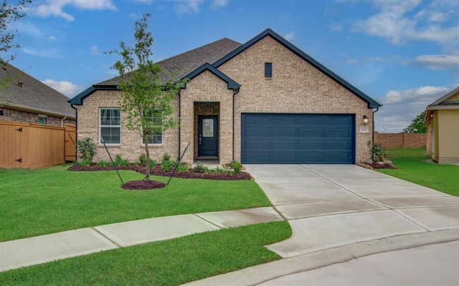 property at 8627 Pier Cove Dr