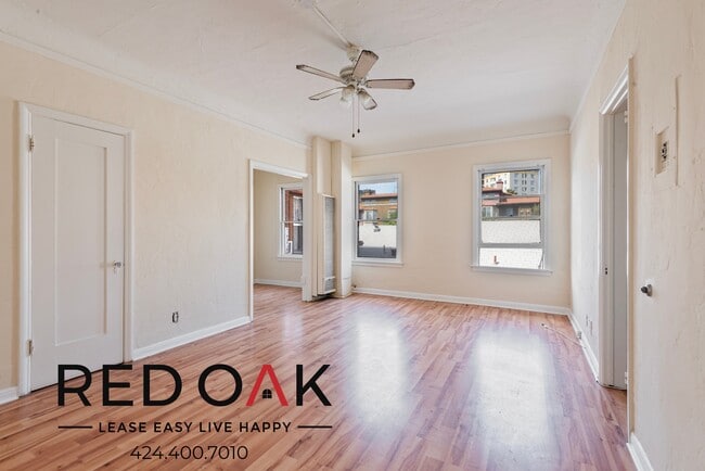 property at 607 S Dunsmuir Ave