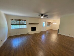 11505 Murcia Dr in Austin, TX - Building Photo - Building Photo