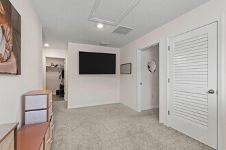 1425 NW 136th Dr in Newberry, FL - Building Photo - Building Photo