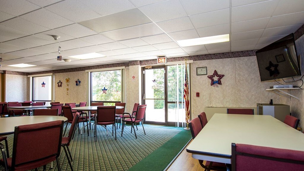 Perrytown Place Pittsburgh, PA Apartments