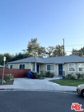 3800 W Legion Ln in Los Angeles, CA - Building Photo - Building Photo