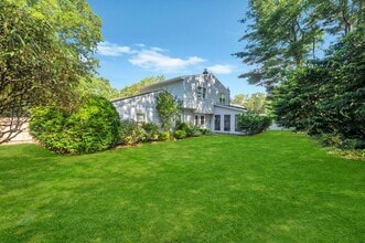 38 Barker Dr in Stony Brook, NY - Building Photo - Building Photo