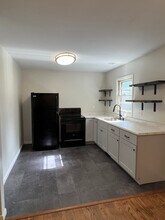 110 Pine Hill Dr in Swannanoa, NC - Building Photo - Building Photo
